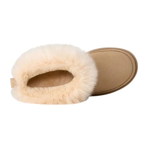 Ugg women’s Chalet Mini Boot 🥾 Brand New with Box 📦 Size 9 - Picture 7 of 9